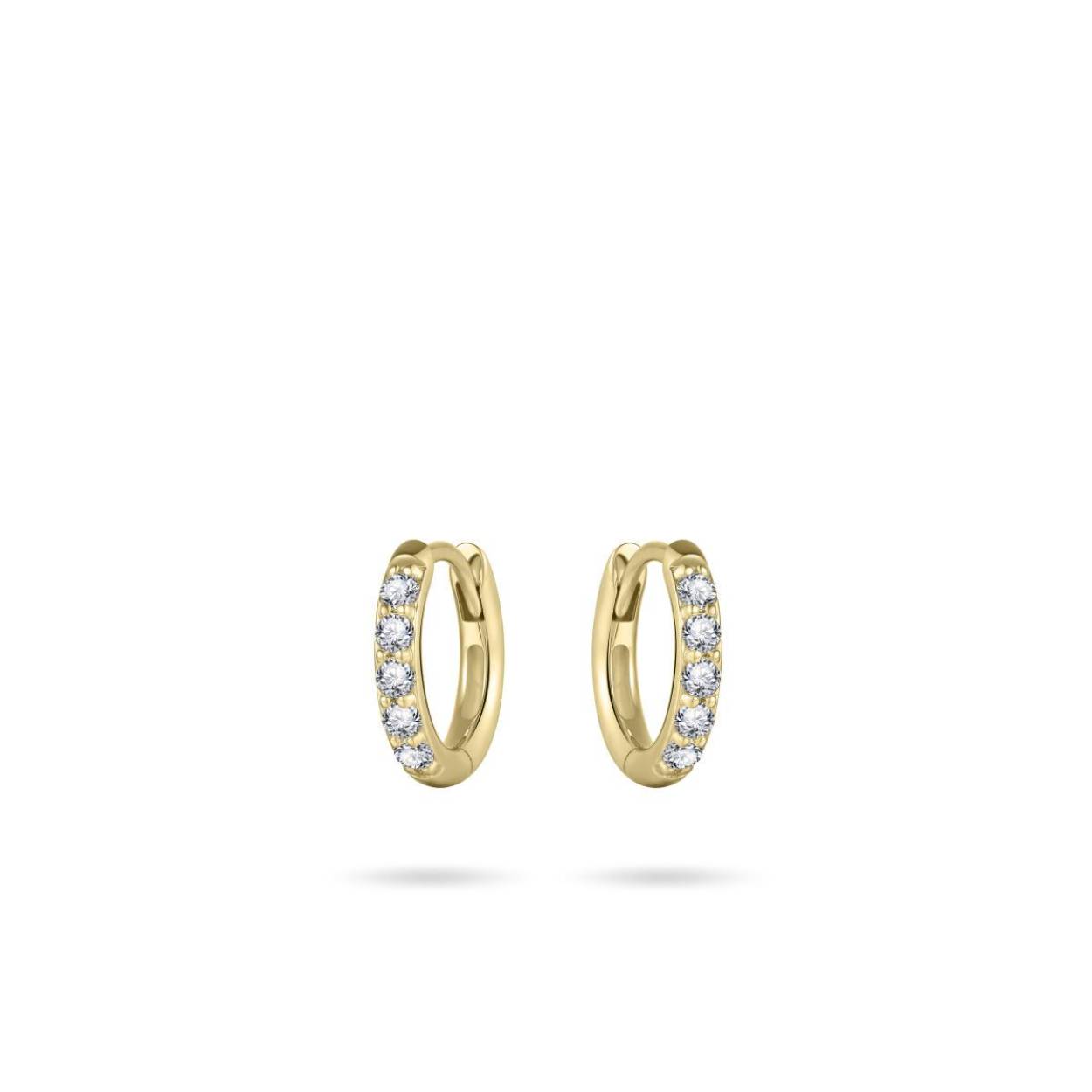 Oorringen uit de Daily Essentials collectie van Gisser Jewels gemaakt van Geel Goud Verguld Zilver. De lengte x breedte is 2 x 12 mm. De diameter is 12 mm.
