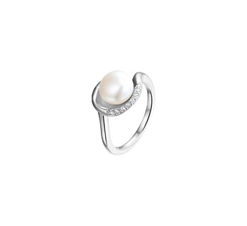 Zilveren damesring met zoetwaterparel en zirkonia's
Ring in diverse maten leverbaar.