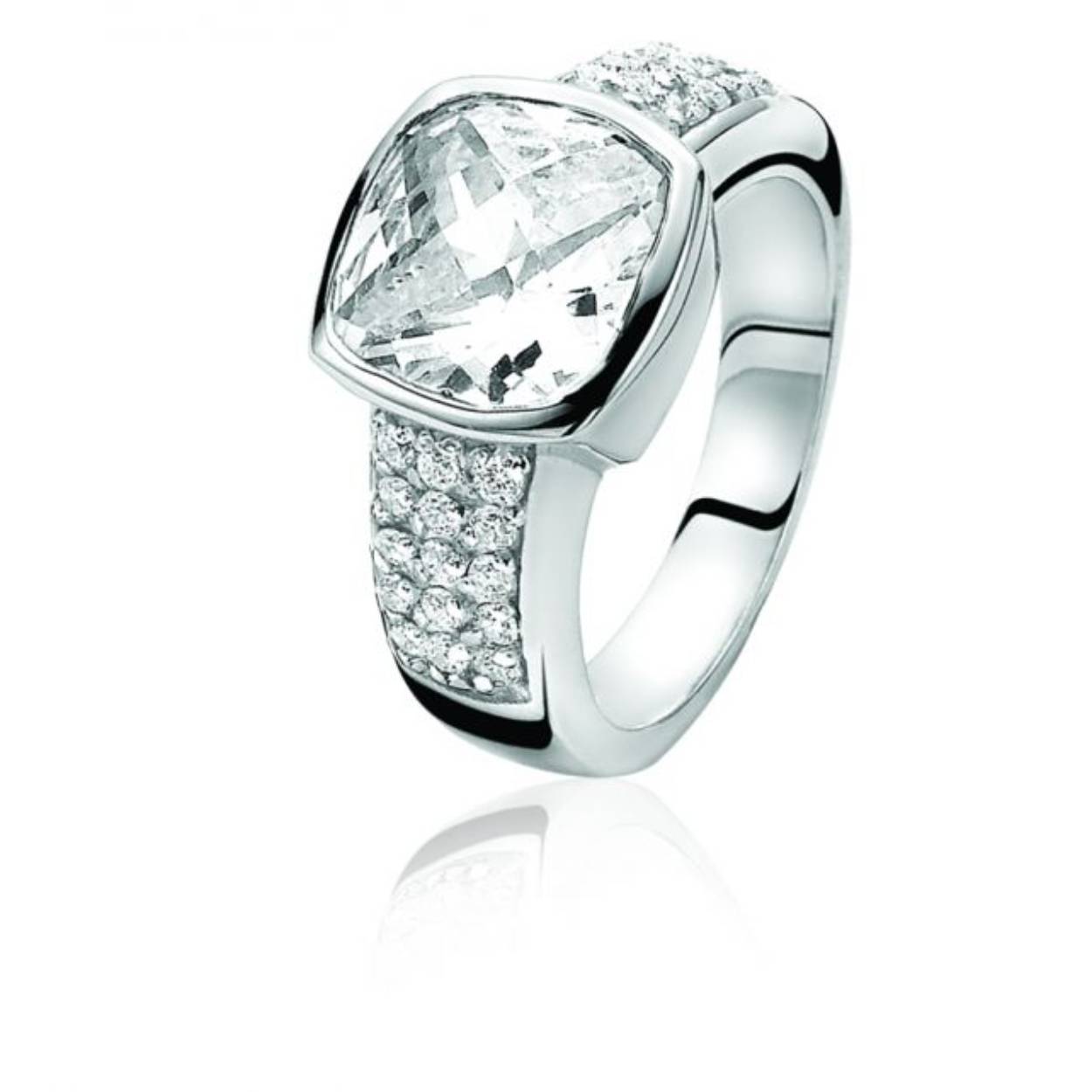 ZINZI zilveren ring gezet met witte zirconia's in de scheen en in het midden een grote opvallende witte zirconia. Vervaardigd van eerste gehalte zilver (925) en met extra rodiumlaag voor een langdurige glans.
