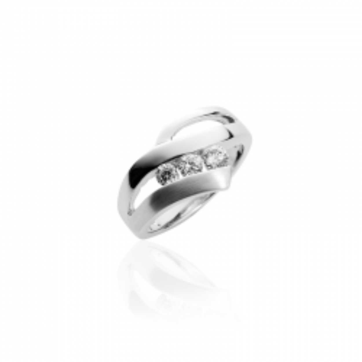 zilveren ring met 3 zirkonia's maat 56