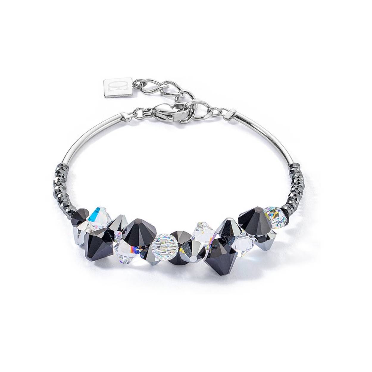 Dit is een armband van het merk Coeur de Lion gemaakt voor dames.