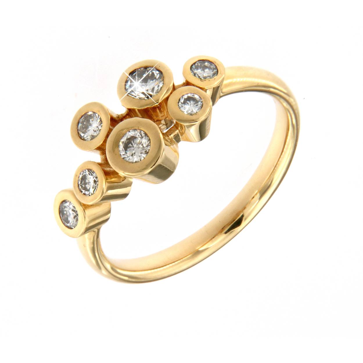 18kt geelgouden ring met diamant 0.47ct
mooie grote diamant zorgt voor een mooie schittering