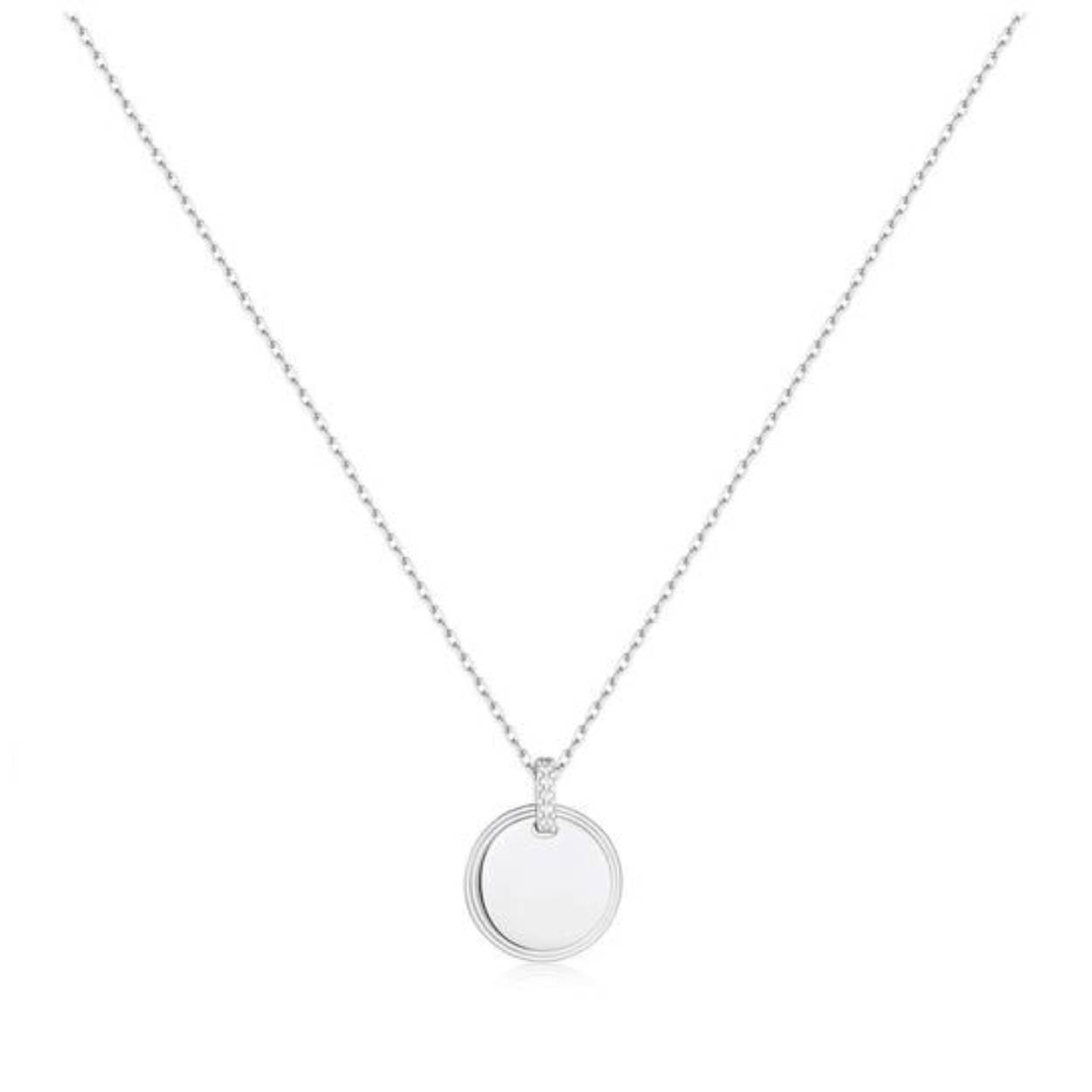Verhoog je elegantie moeiteloos met onze sterlingzilveren halsketting met schijfvormige hanger. Dit eenvoudige maar klassieke must-have sieraad is perfect om te combineren met andere kettingen voor een gelaagde look.

HET MERK
Geïnspireerd door de laatste fashion trends is Ania Haie het toonaangevende sieradenmerk voor hoogkwalitatieve maar ook betaalbare zilveren sieraden, zonder op de kwaliteit in te leveren. Iedere collectie is gebaseerd op de laatste catwalktrends, waardoor Ania Haie snel tot hét sieradenmerk voor stijlbewuste consumenten is verkozen. Elk sieraad wordt ontworpen om te combineren met andere sieraden waardoor je je eigen look kunt creëren. Maar ook zijn Ania Haie sieraden opvallend genoeg om op zichzelf te dragen.

SPECIFICATIES
- Ania Haie
- Ketting
- 925 zilver met gold/ rhodium plating
- Lengte 50cm
- AH N058-01H