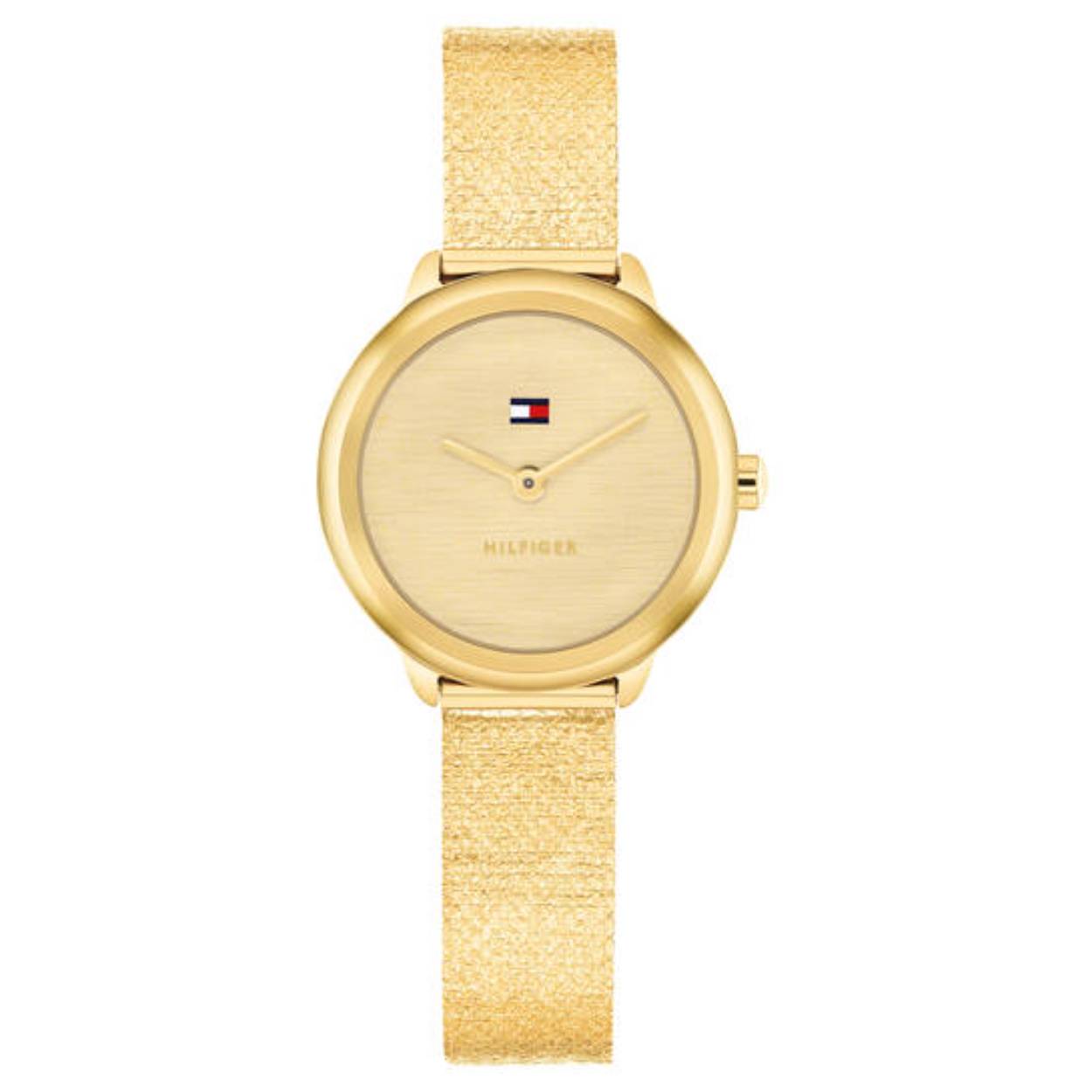 Het Tommy Hilfiger Demi TH1782811 horloge biedt een elegante en minimalistische stijl die past bij elke outfit. Dit dameshorloge heeft een goudkleurige, ronde kast van 26 mm, gemaakt van staal met gold plated afwerking. De wijzerplaat is goudkleurig en heeft een subtiel horizontaal lijnpatroon met slanke wijzers. Het mineraalglas beschermt tegen krassen en deuken.

Dit horloge is voorzien van een goudkleurige meshband. De band heeft een breedte en aanzetmaat van 11 mm en is uitgerust met een praktische druksluiting. Het quartz uurwerk zorgt voor precieze tijdsaanduiding. Het heeft een waterbestendigheid van 3 bar, wat het geschikt maakt voor alledaags gebruik, zoals handen wassen.

Het horloge combineert een moderne uitstraling met een praktische functionaliteit, ideaal voor dagelijks gebruik. U krijgt 2 jaar garantie op productiefouten. De goudkleurige elementen en het Tommy Hilfiger-logo geven het horloge een eenvoudige, stijlvolle uitstraling.

Kastmateriaal: Staal, gold plated
Wijzerplaat: Goudkleurig met horizontaal lijnpatroon
Bandmateriaal: Goudkleurige mesh van staal
Kastdikte: 6.1 mm
Uurwerkmechanisme: Quartz