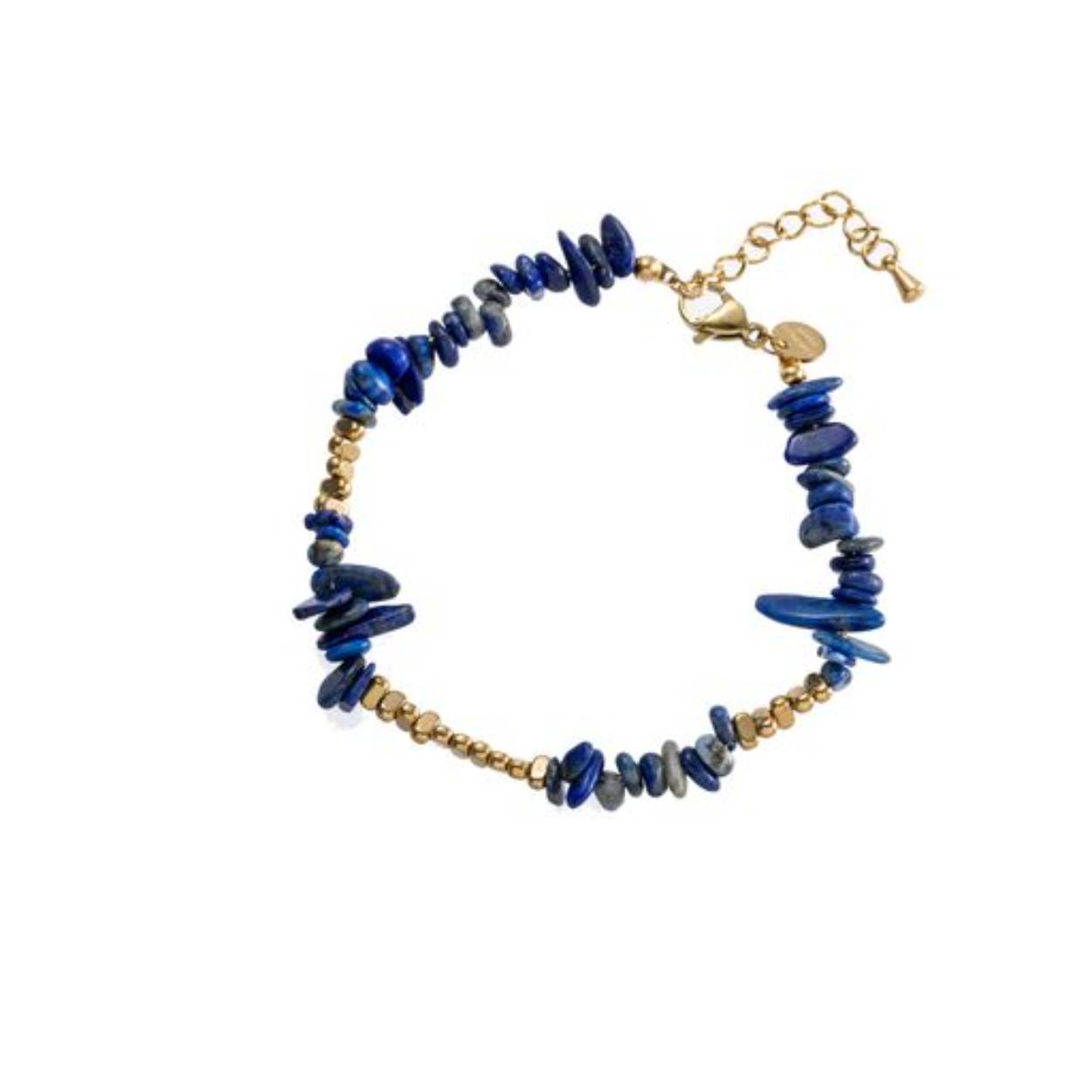 Elke keer weer gaan we op zoek naar de mooiste kleuren om jouw armparty helemaal compleet te maken. Van simpele subtiele kralenbandjes tot bredere statement stukken, we ontdekken steeds weer de nieuwste trends en passen deze toe in al onze designs.

De vele ontwerpen armbanden in onze collectie zijn goed met elkaar te combineren om een leuke armparty te creëren, maar ook met 1 armband maak je je outfit al compleet.
