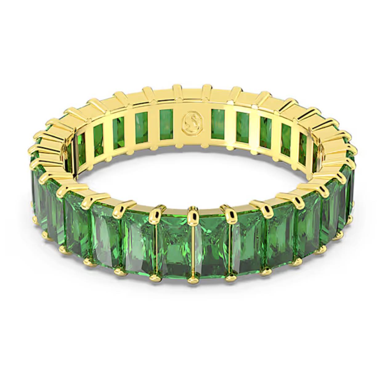 Deze Matrix-ring is vervaardigd met een strakke cirkel van kristallen en vormt een betoverende aanvulling op uw sieradendoos. Diepgroene stenen met een princess baguette-slijpvorm zijn gezet op een band met goudkleurige toplaag aan de hand van een proces waarin wetenschap en magie samenkomen. Dit stralende accessoire kan eenvoudig gecombineerd worden voor verschillende gelegenheden.
Artikelnr.: 5648910
Collectie:  Matrix
Materiaal:  Goudkleurige toplaag, Zirkonia
Kleur:  Groen