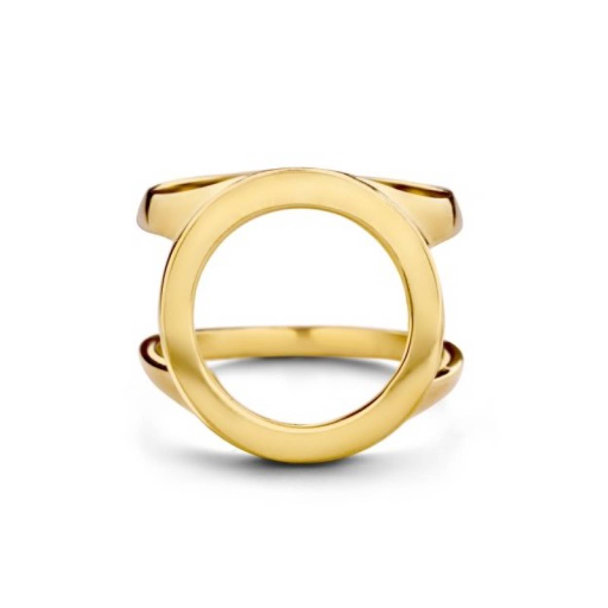 FR23GD18058  GOUDKLEURIG MAAT 58 Een mooie strakke vormgegeven ring waar je alle kanten mee op kan. Lekker over de top? Plaats er twee Twisted ringen in met grote meddy's. Iets rustigers? Dan draag je er toch gewoon Melano Friends sade ringen in! Met of zonder cz steentjes, erg leuk.

Maar vergeet niet dat de mooie lijnen van deze ring het ook erg mooi maken om alleen deze ring te dragen. Be you