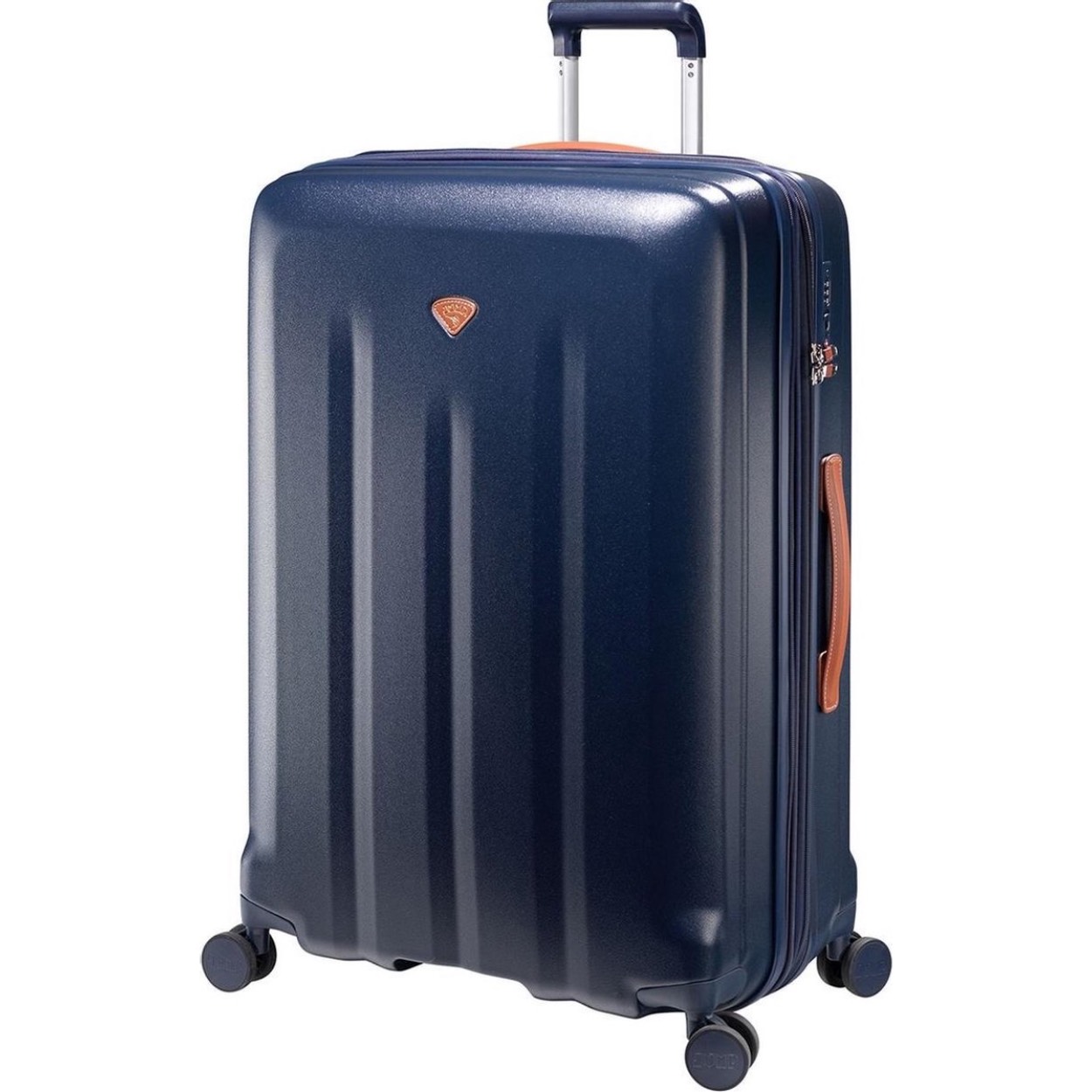 Super de luxe reiskoffer gemaakt van PP en met leeraccenten. Om de koffer te beschermen krijgt u er een fraaie neopreen hoes bij cadeau. Niet omdat de koffer niet tegen een stootje kan maar juist om extra cachet te geven. De bruine binnenvoering is voorzien met diverse ritsvakken. Tevens treft u nog twee spanbanden aan om de kleding om de plaats te houden.

Afmeting:
Hoogte 79cm x breed 54cm diep 30cm