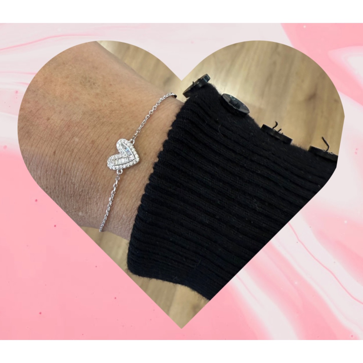 Zilveren armbandje met zirkonia steentjes. Gerhodineerd, 17+3 cm.