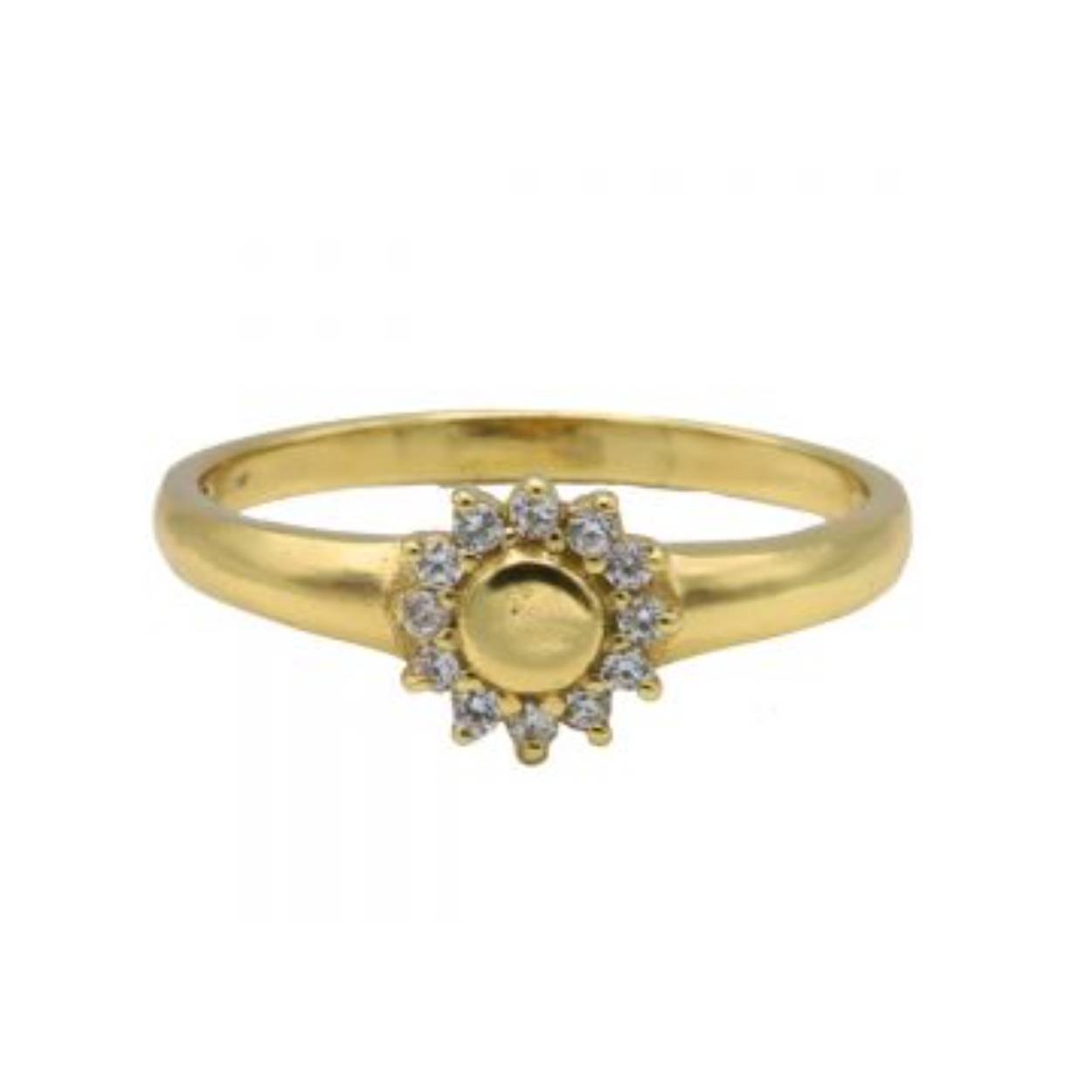 Dit is onze zirconia flower ring. Onze sieraden zijn verkrijgbaar in 925 sterling zilver of met een 14K gouden plating.