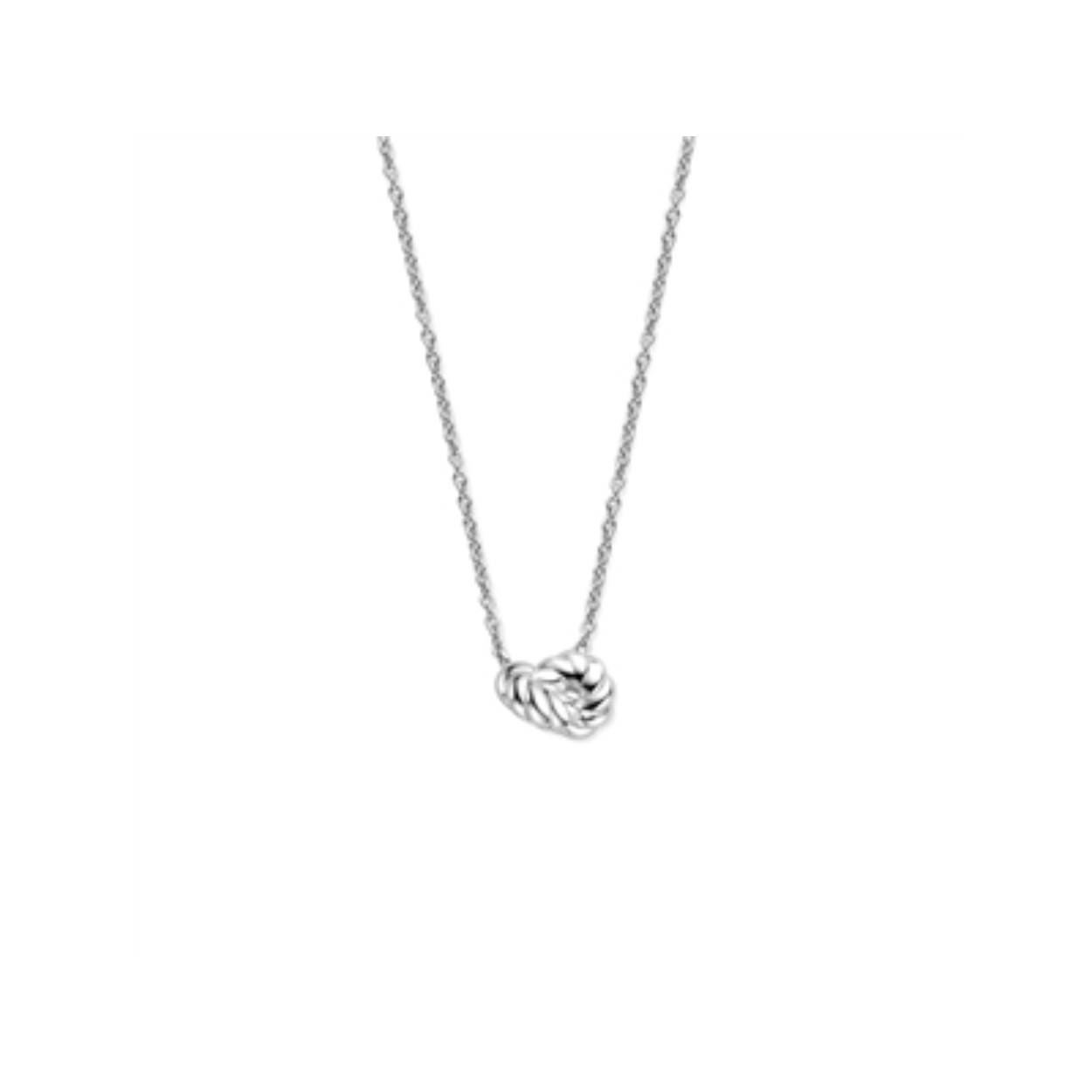 De egale zilveren band en witte zirkonia pavé zetting zijn oneindig met elkaar verbonden. Met een glinstering dansen ze op deze delicate zilveren ketting. Een zilveren schoonheid.

Dit zilveren Ti Sento Milano is gemaakt van zilver heeft een hanger met een gevlochten structuur in de vor van een knoop. Dit collier is in lengte verstelbaar van 38-48 cm.
Draag dit collier samen met de bijpassende ring en oorsieraden.