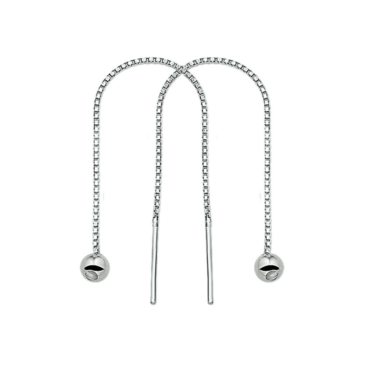 925 zilveren doortrekoorbellen uitgevoerd met een bolletje van 5mm. De oorbellen hebben een totale lengte van 10cm.