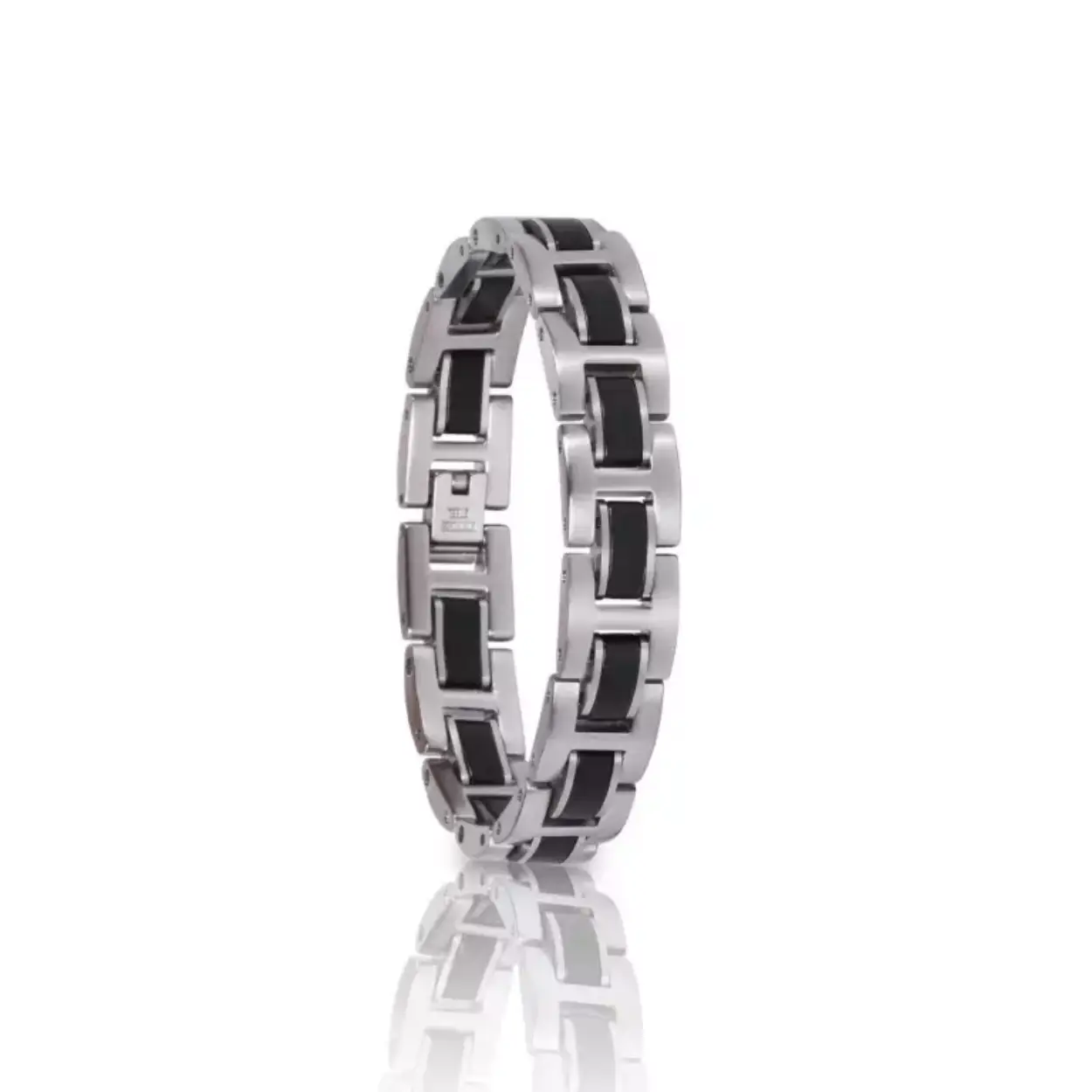 Crafted from exceptional marble and high-quality silver stainless steel, this is a Bandlet with an incredible combination of striking colors and refined design, meant to captivate. With the Fortissimo Bandlet from Holzkern, you'll make a stylish statement without much effort.