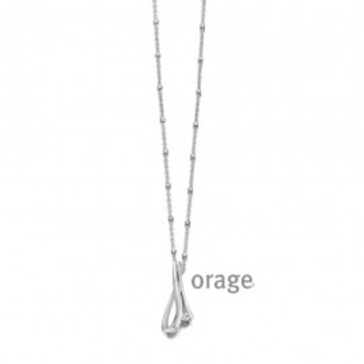 De ketting is een forcat schakel in zilver op 42 cm , de hanger isin zilver ovaal open en met zirkonium gezet