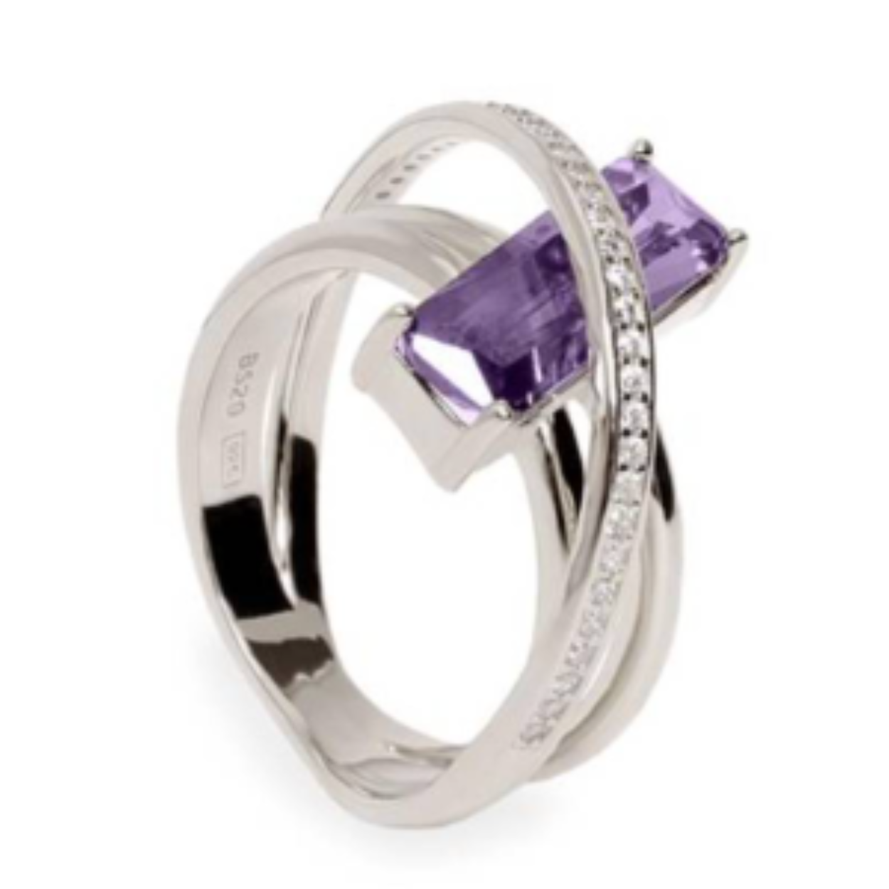 Zilveren ring met een baguette geslepen paarse zirkonia