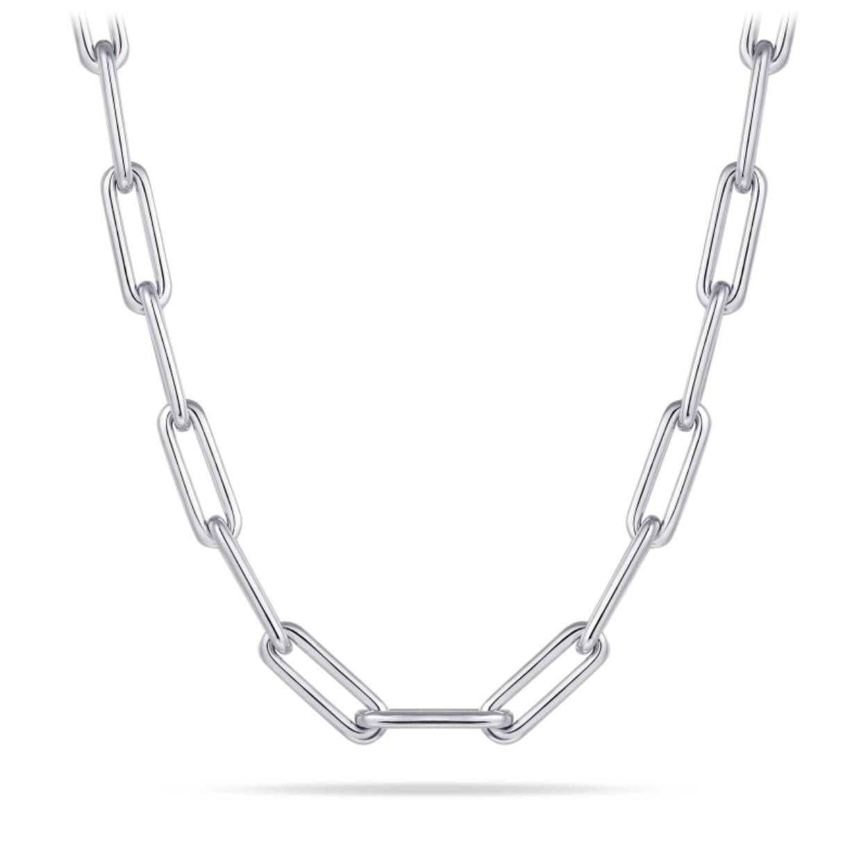 Mooie Zilveren Closed Forever schakel collier. Deze schakel staat voor de eeuwige liefde en verbondenheid. Het collier is te dragen vanaf een lengte van 45 cm, maar gemakkelijk te verstellen tot 50 cm.