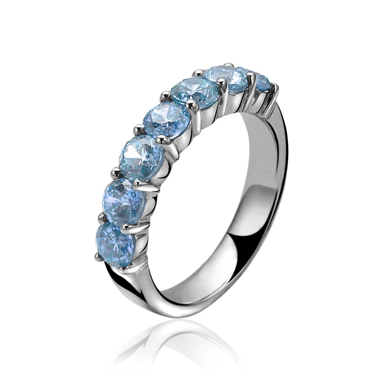 ZINZI zilveren rijring bezet met 7 blauwe zirconia's. Tijdloos model en perfect te matchen met andere kleuren. Alle zilveren sieraden van Zinzi zijn vervaardigd van eerste gehalte zilver (925) en met extra rodiumlaag voor mooie glans.