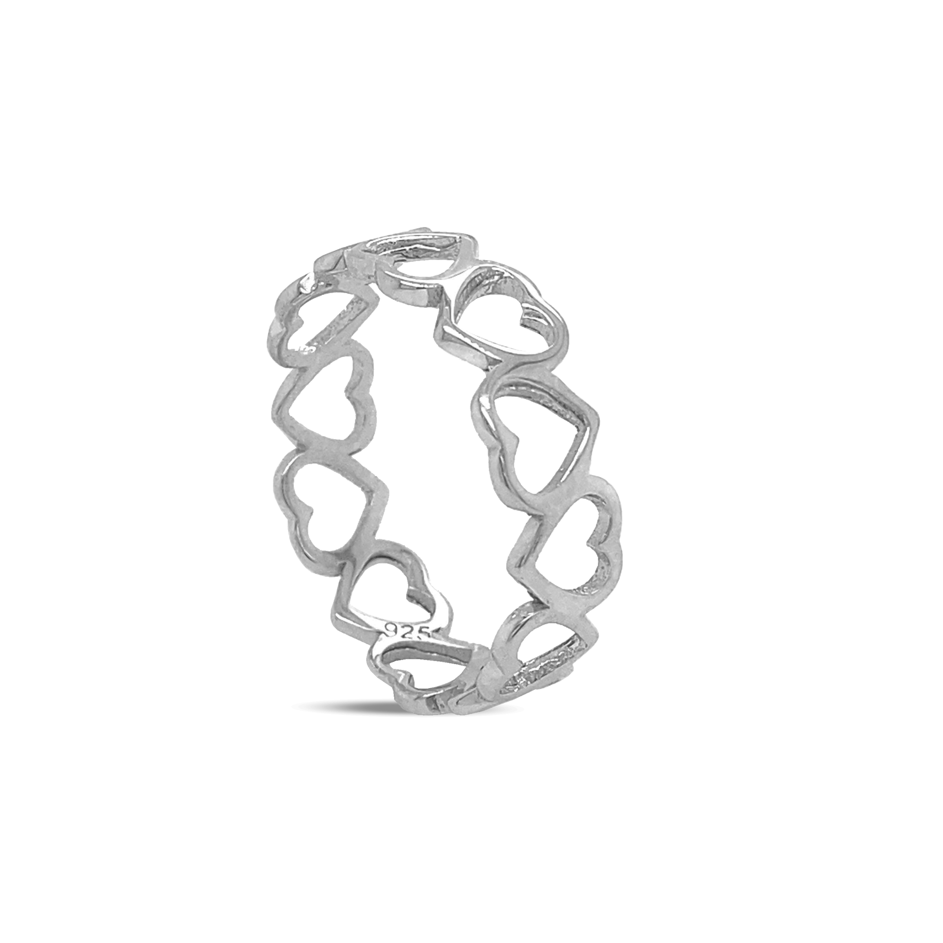 Deze zilveren ring is ontzettend leuk! Deze ring bestaat uit allemaal hartjes vormen. Een hartje heeft altijd een speciale betekenis en staat symbool voor de liefde.
