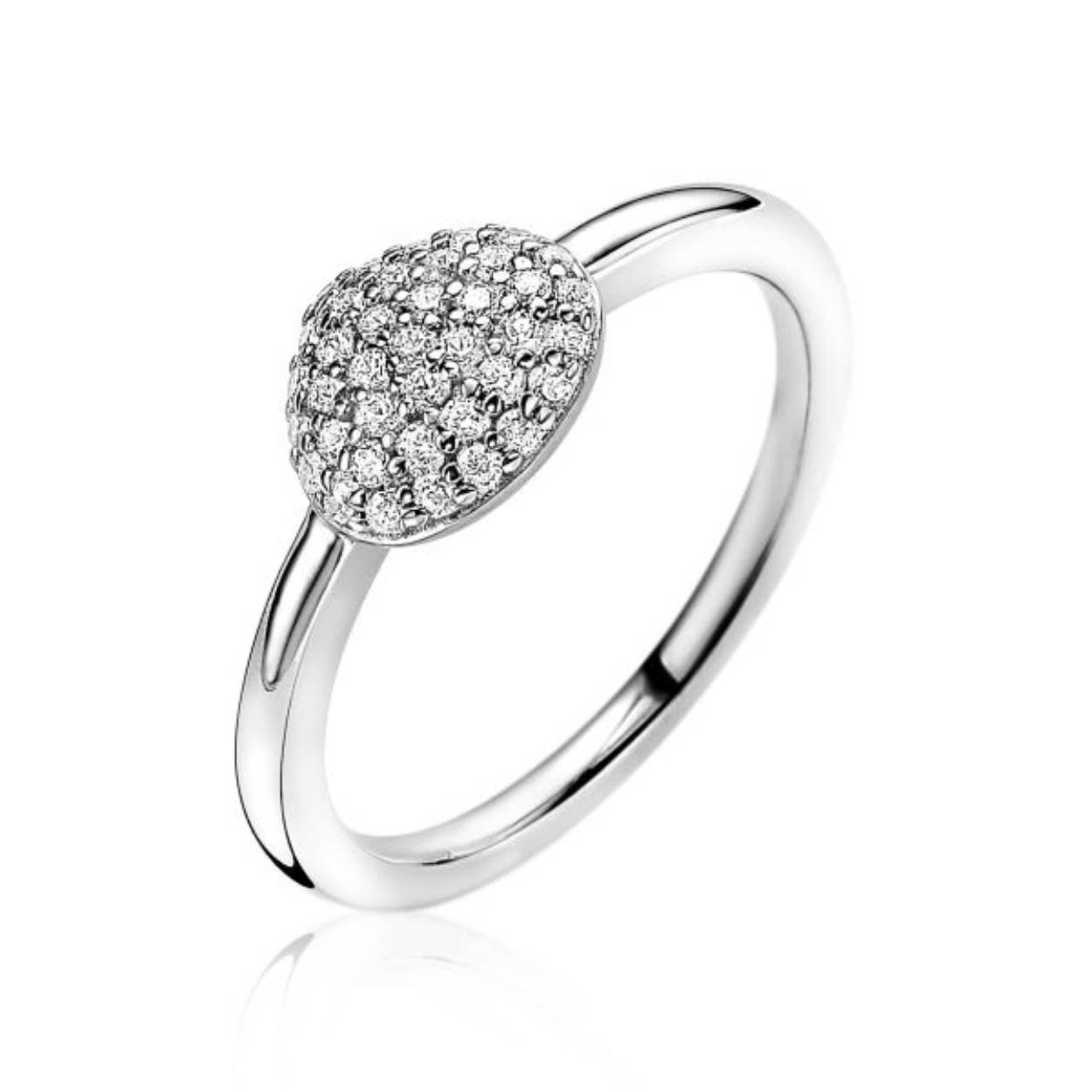 ZINZI zilveren ring met een schitterende driehoeksvorm, vol bezet met witte zirconia's. Een echte glinstering om de vinger. Vervaardigd van eerste gehalte zilver (925) en met extra rodiumlaag voor een langdurige glans.
