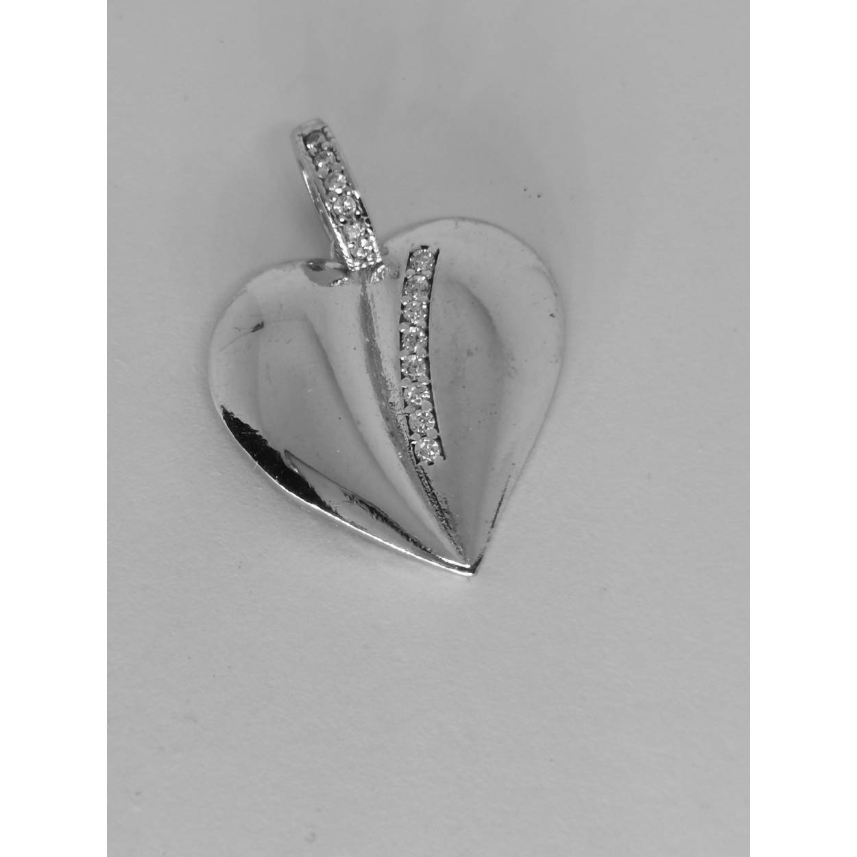 Zilveren hanger hart met zirkonia's
