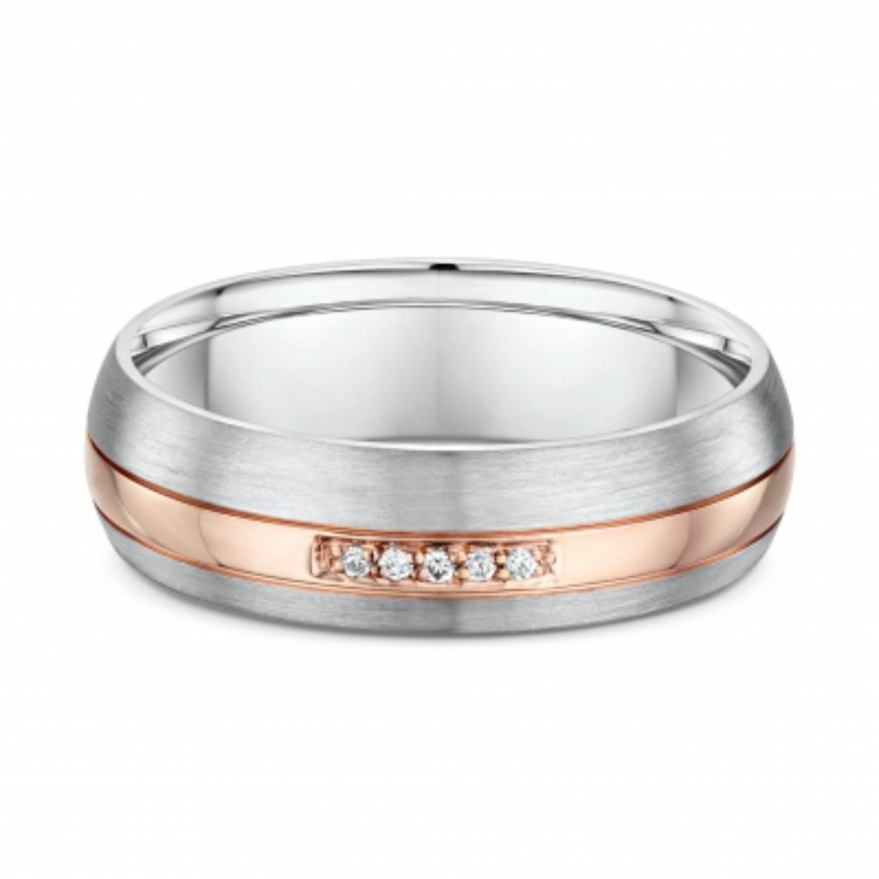 14 karaat wit/rosegouden trouwringen. De damesring is gezet met 0.025crt diamant.
De prijs is op aanvraag