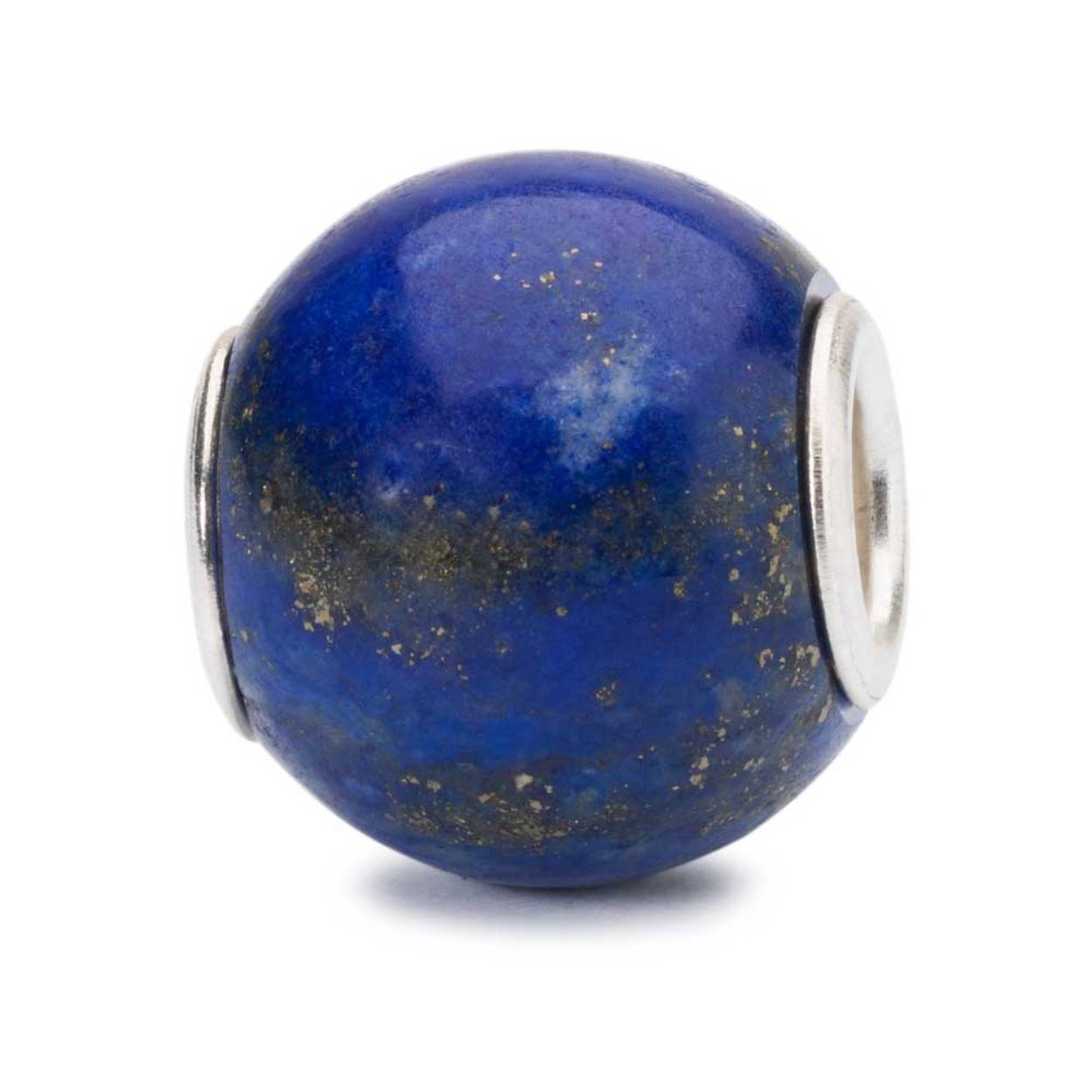 Trollbeads bedel lapis lazuli: Lapis lazuli haalt dingen helderder voor je geest. Deze edelsteen wordt zowel op het oostelijk als het westelijk halfrond gewonnen.