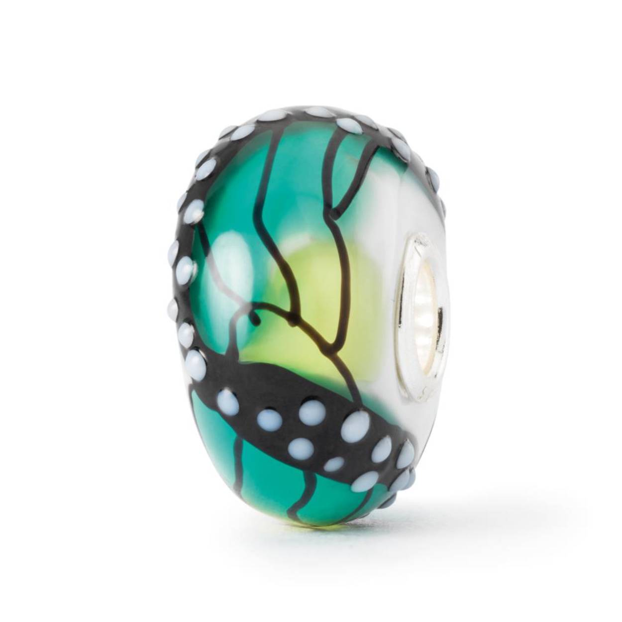 Dit is een kraal van het merk Trollbeads uit glas.