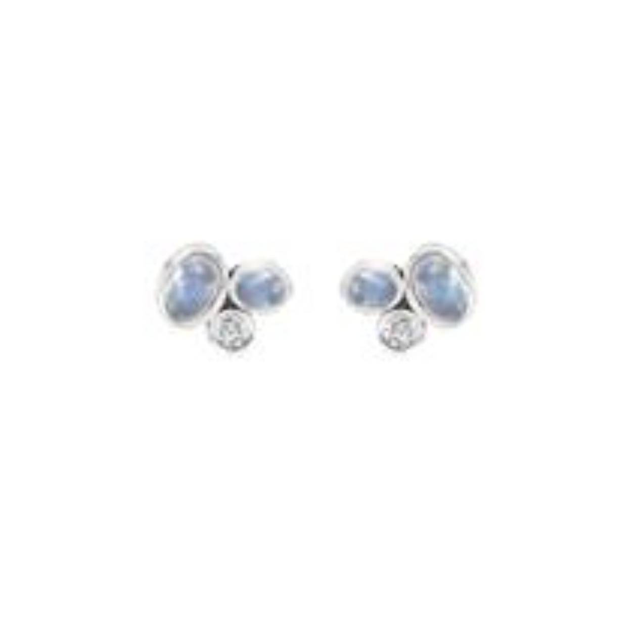 Deze sterling zilveren oorknoppen bevatten elk twee maanstenen van 6 x 4 mm en 4 x 3 mm en een 3 mm witte topaas.