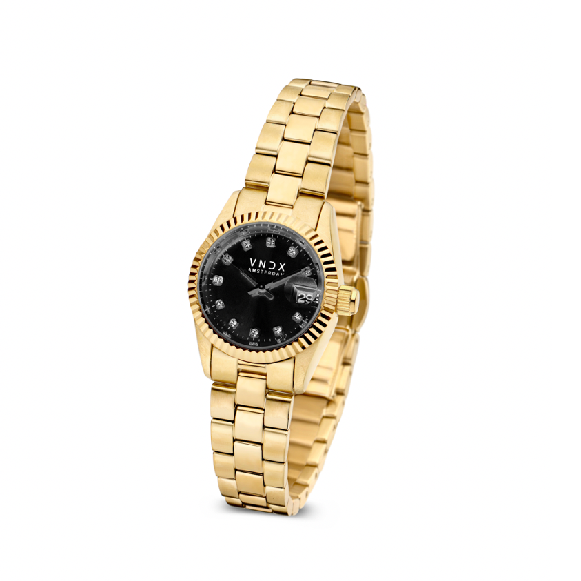 Bedenk waar je heen wilt en deze Dare Devil zal je brengen. Fijn van formaat, stoer van karakter. Ervaar de stevige stalen band om je pols, en ontdek hoe GROOT klein kan zijn. The Devil is in the details, ook met dit horloge. Never too late.
