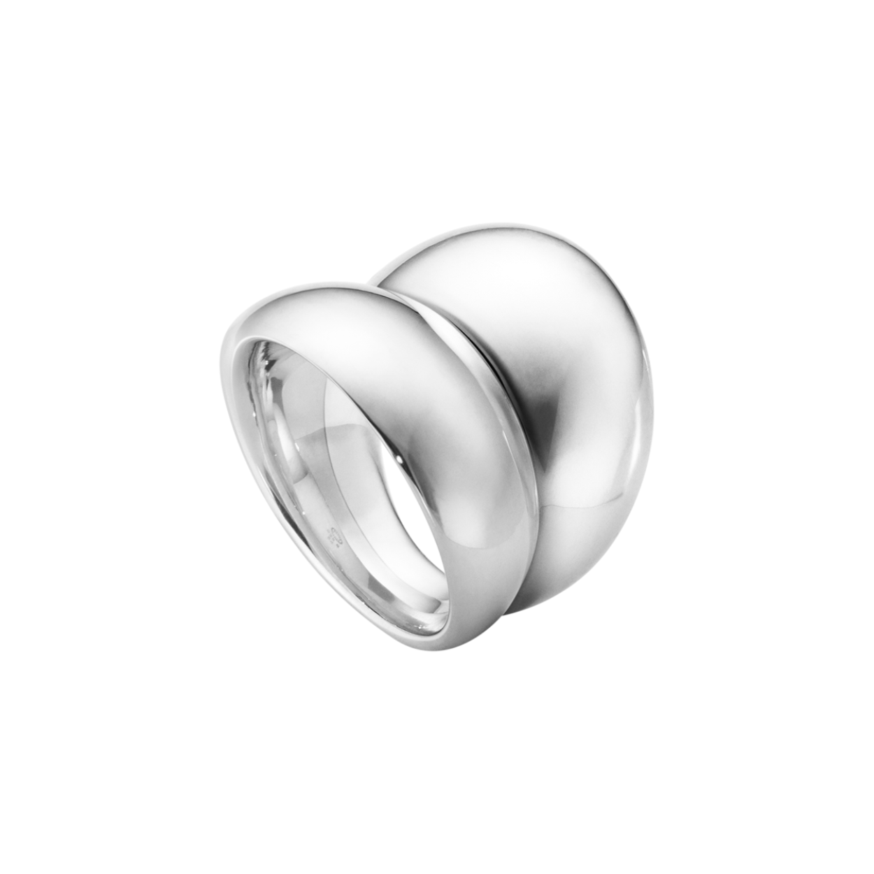 Two perfect curves of sterling silver meet with a sharp line in this striking ring that continues Georg Jensen’s heritage of bold sculptural jewellery. A masterclass in proportion and sophistication, the Curve ring will appeal to any woman with a strong sense of her own style.