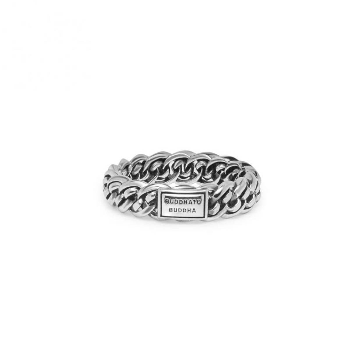 Ken je de populaire Nathalie-schakel? Op basis hiervan is nu ook de Nathalie XS-ring ontworpen. Deze sterling zilveren ring valt in de categorie ‘smalle ringen’ en is nog iets smaller dan de ‘Nathalie Small Ring’. Uitgevoerd met dubbele schakel, uiterst verfijnd en mooi gebalanceerd. Volledig met de hand gemaakt. Over eyecatchers gesproken…