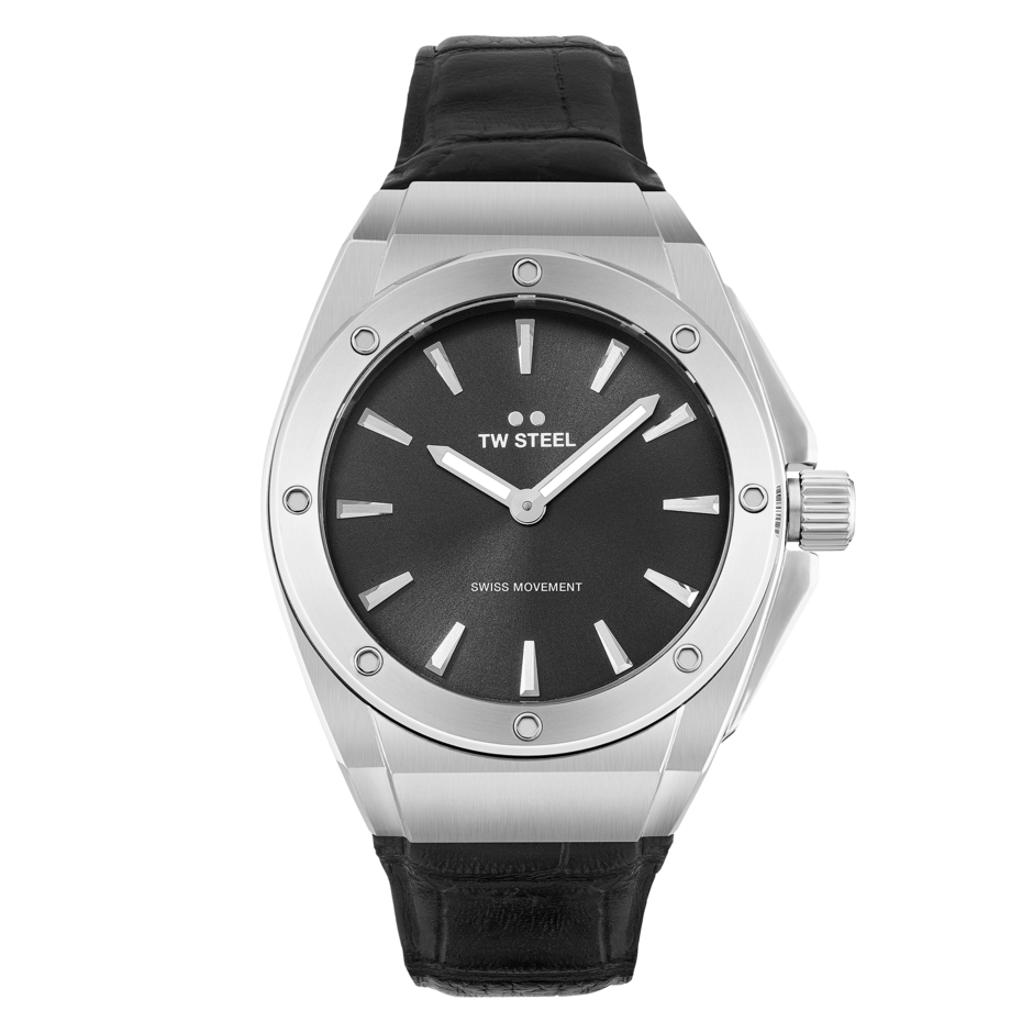 Deze CE4033 is voorzien van een Zwitsers uurwerk en heeft een 38mm geborstelde stalen kast. Een zwarte siliconen band