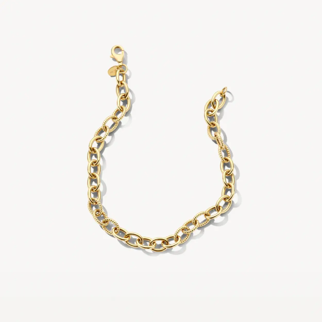  Blush 14  karaat geelgouden armband
Type Schakel: Jasseron schakel
Sluiting: Karabijnsluiting
Grootte detail/applique: 7.8 mm, 5.6 mm
Lengte: 18.5 cm