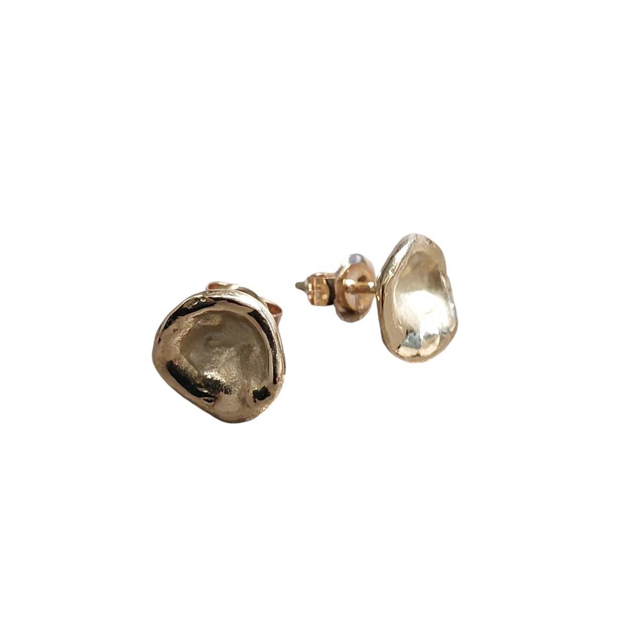 14kt oorstekers nugget