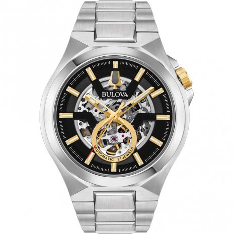 Dit Bulova horloge heeft een roestvrijstalen kast met een diameter van 46mm en is voorzien van een metalen band. In de kast bevindt zich een kwaliteitsuurwerk en is afgewerkt met saffierglas.

Het horloge is 10ATM. Dit betekent dat het horloge geschikt is voor zwemmen. Verder wordt het horloge geleverd met 2 jaar wereldwijde garantie.