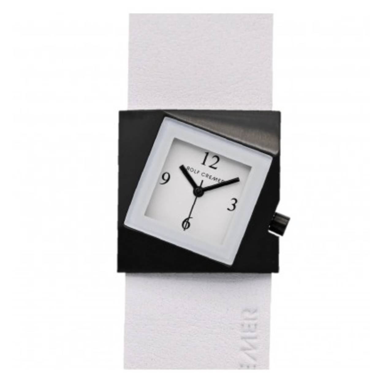 Rolf Cremer horloge met zwart edelstalen kast en witte wijzerplaat en witte lederen band. De wijzerplaat is licht verdraaid.