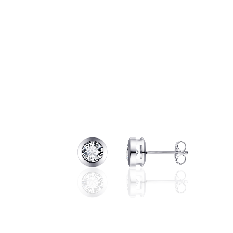 14k witgouden oorknop met een zirkonia 4mm, zirkonia is gezet in een ronde zetkast.