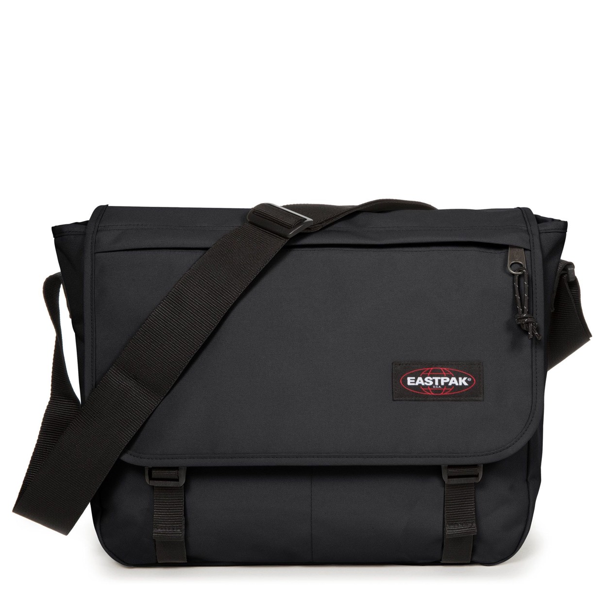 Eastpak Delegate Messenger – Black
De Delegate Messenger in tijdloos zwart is een lichtgewicht en extra duurzame uitvoering van de klassieke Eastpak schoudertas. Gemaakt van 100% nylon, ideaal voor dagelijks gebruik, onderweg naar werk of studie.

Met een ruim hoofdcompartiment en een voorvak met ritssluiting biedt deze tas voldoende opbergruimte. De gevoerde laptopsleeve is geschikt voor MacBooks tot 17 inch, zodat je apparatuur veilig en georganiseerd opgeborgen blijft.

Voor extra draagcomfort is de tas uitgerust met een verstelbare, afneembare en gevoerde schouderband – afgestemd op jouw draagstijl.

Afmetingen:
Hoogte: 30,5 cm
Breedte: 38,5 cm
Diepte: 13 cm

Laptopcompatibiliteit:
Mac: tot 17″
PC: geen standaardmaat opgegeven

Een betrouwbare, lichtgewicht messenger met een robuust karakter – klaar voor elke dag.