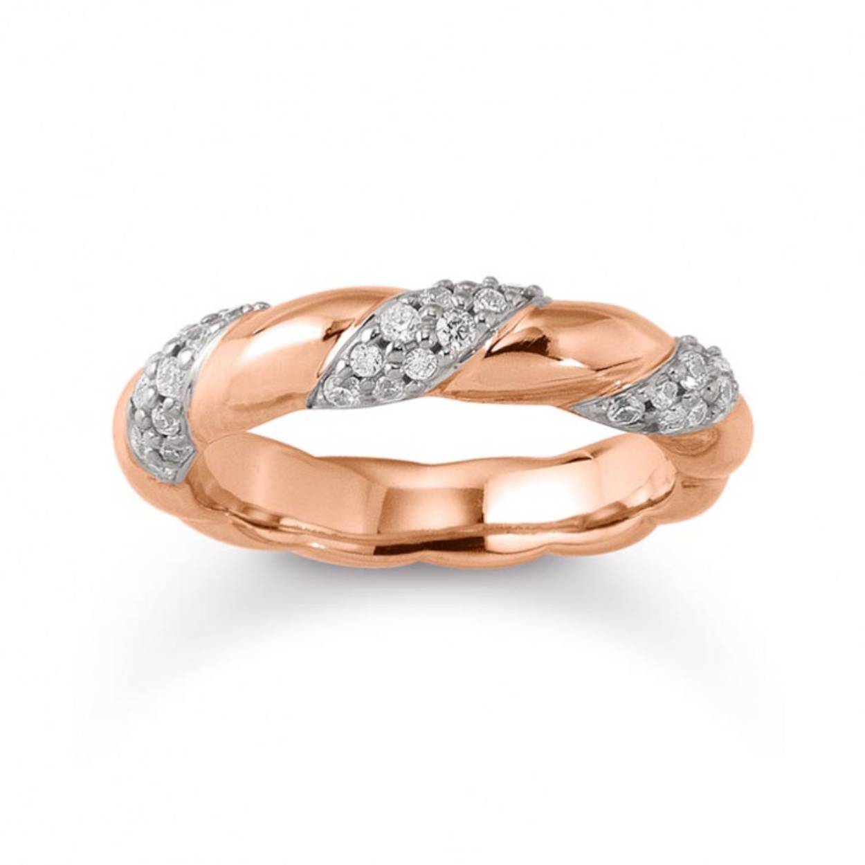 Prachtige ring van Viventy, bezet met zirkonia. De ring is in maat 54. Heeft u interesse in een andere maat? Neem dan contact met ons op.