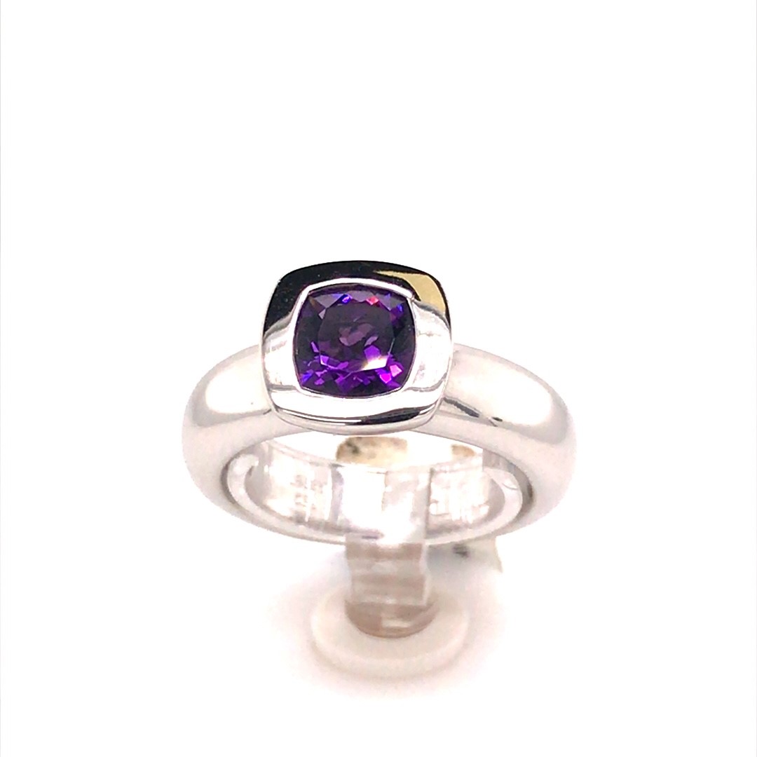 Tirisi 14krt witgouden ring met amethist