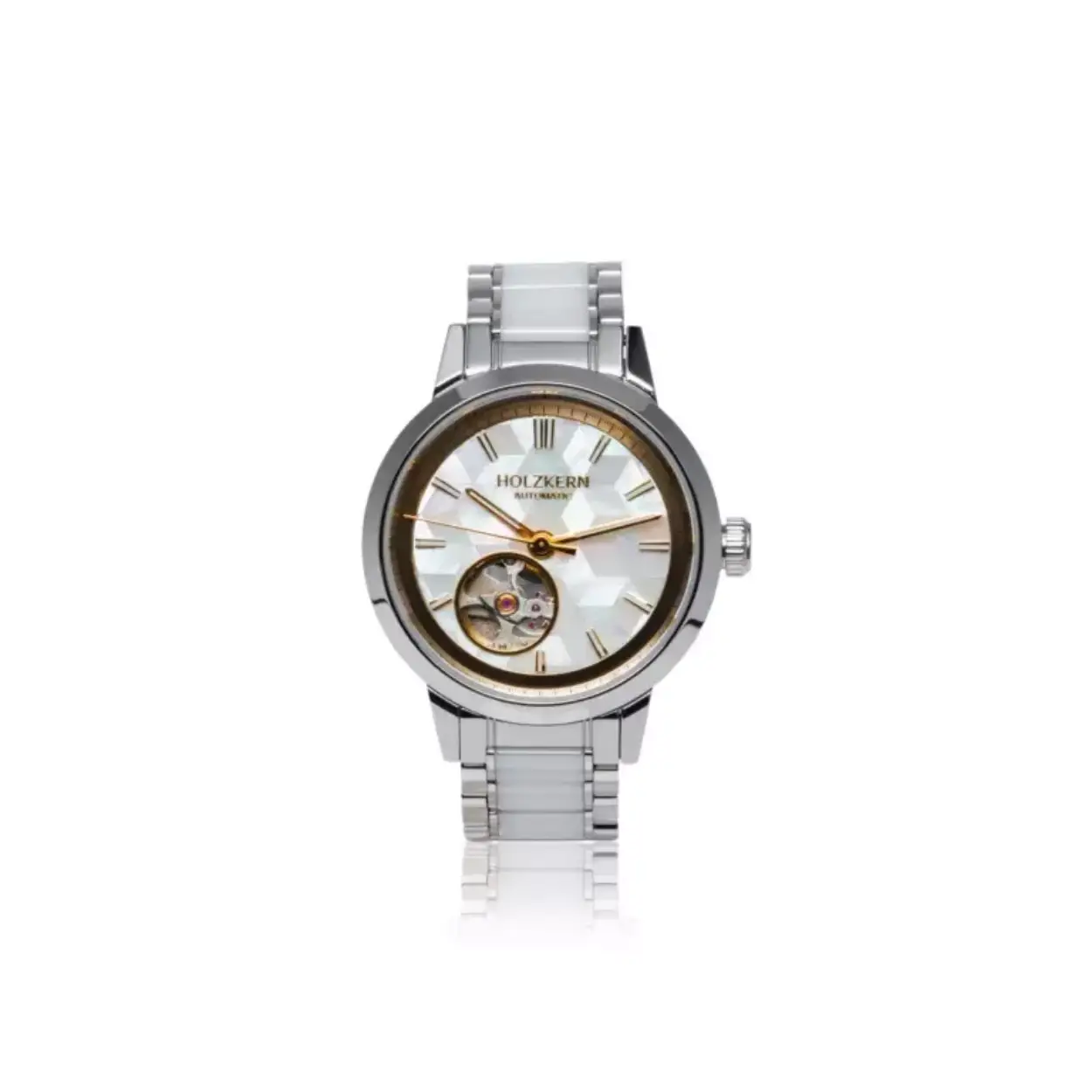 Discover the dreamy combination of nacre and ceramic! With its color combination of silver, white and gold, our unique Cristals is an incredibly elegant contemporary. Iridescent nacre adds an extra touch of luxury to the simple elegance of automatic and ceramic and is guaranteed to attract everyone's attention!

An enchanting sight unfolds in the kaleidoscope. Crystals, mirrors, and light create artistic patterns and transport you into a vibrant world full of color, fantasy, and fascination.
