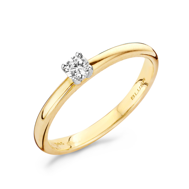 Prachtige geelgouden solitair ring met 0,15 ct briljant in een witgouden zetting.
Ringmaat 58.
