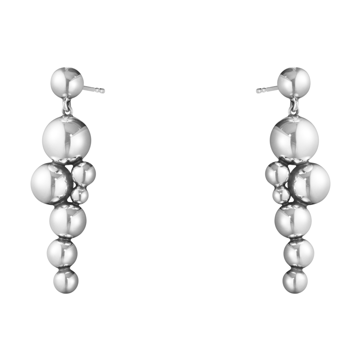 These sterling silver earrings resemble an abstracted bunch of grapes. With an oxidised finish that accentuates their sculptural form, the earrings create a classic set when worn with a matching pendant or necklace from the same collection.