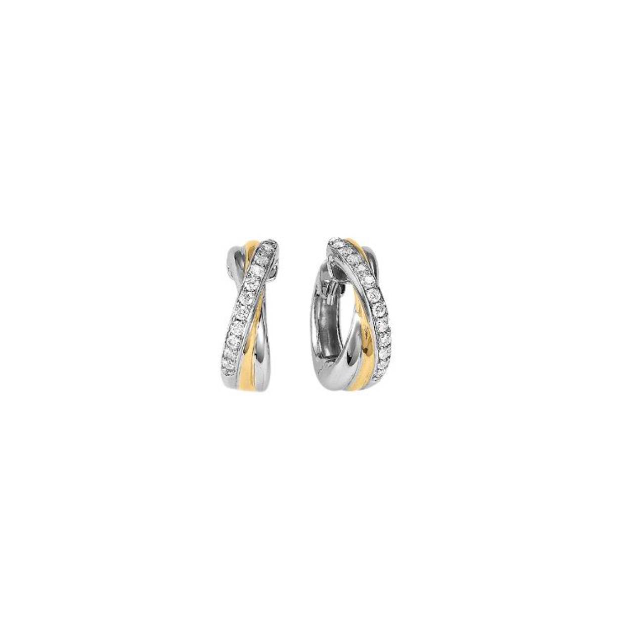 Prachtige gold plated zilveren oorsieraden bezet met een rij zirkonia's.
Combineer deze oorbellen met een bijpassende ring en bangle armband!