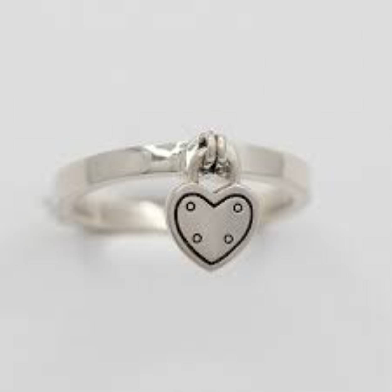 pandora ring
