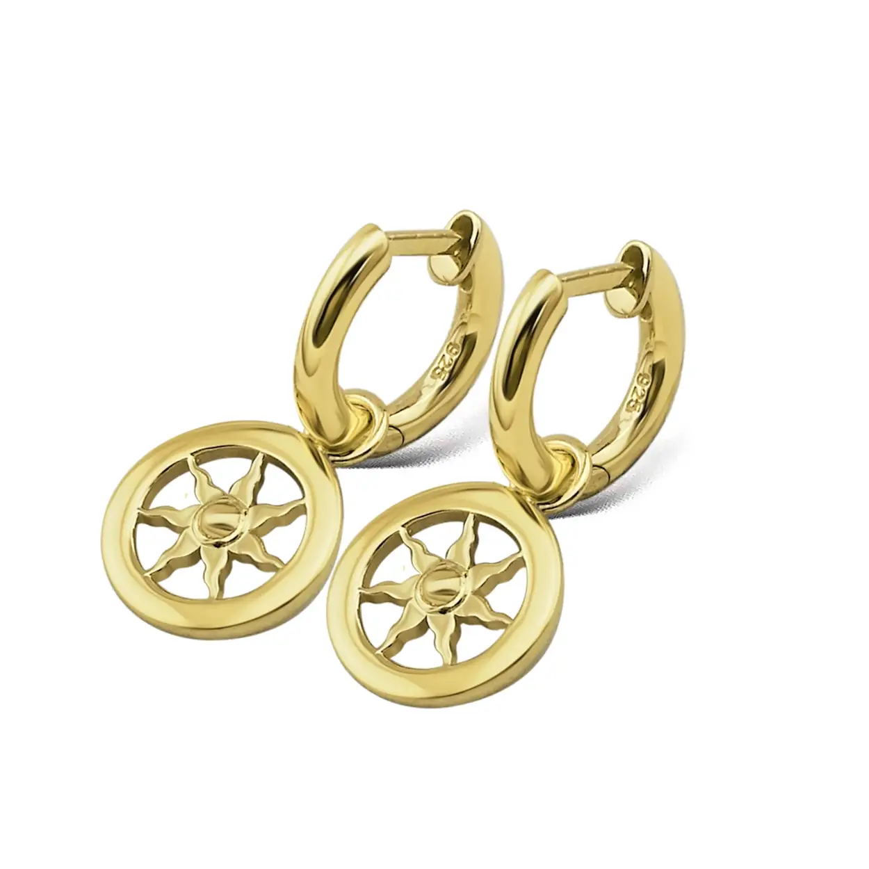 Zilver vergulde oorringen met een bedel met een zon