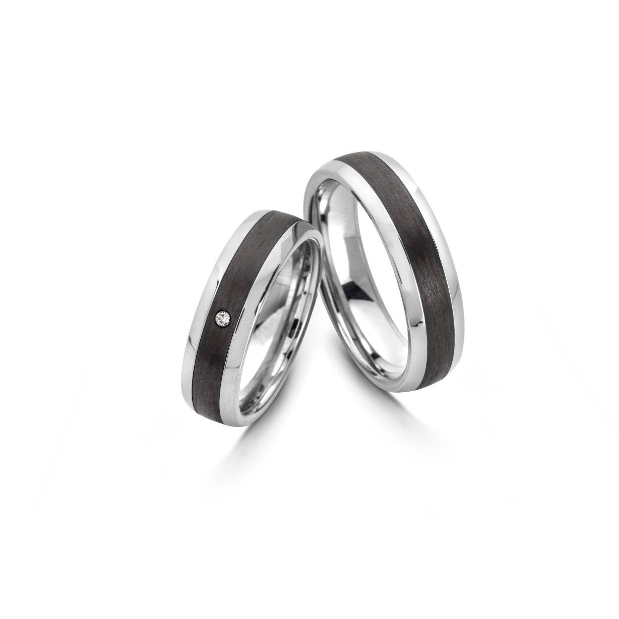 edelstaal ring met carbon