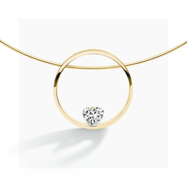 18kt verguld collier met hanger. Lengte collier 45 cm