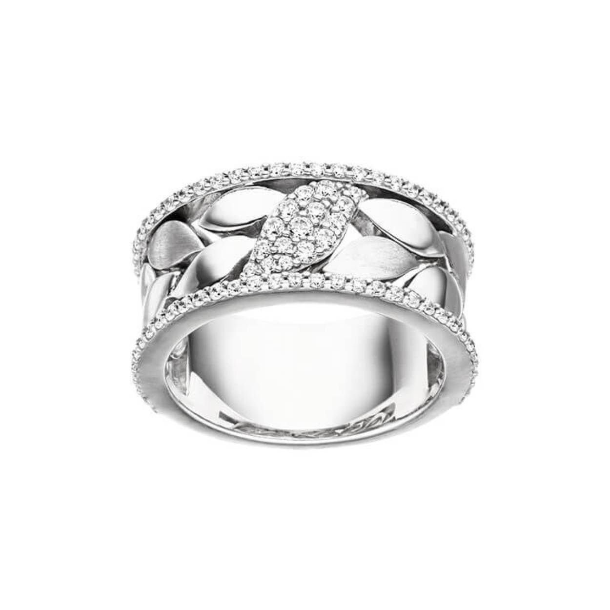 Deze prachtige ring van Viventy is bezet met zirkonia. De maat van de ring is 54. 