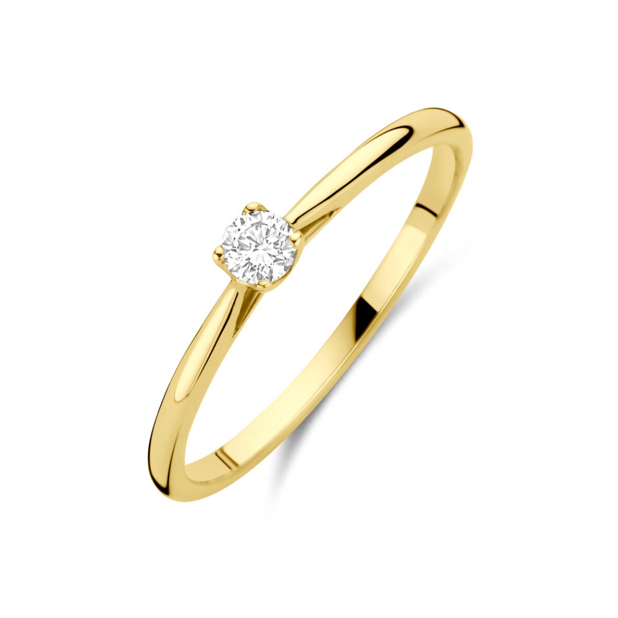 Huiscollectie 14krt  geelgouden ring uitgevoerd met lab grown diamond. De ring heeft een breedte van 3.0mm. Het diamantgewicht is 0.10ct. Lab grown diamanten zijn diamanten die ontstaan in een laboratorium. Onder extreem hoge druk en temperatuur wordt het natuurlijk ontstaansproces nagebootst met als eindresultaat een diamant met dezelfde chemische eigenschappen maar met een andere oorsprong.